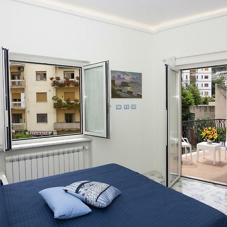 Ambra Sorrento Suites Short Rent Kültér fotó