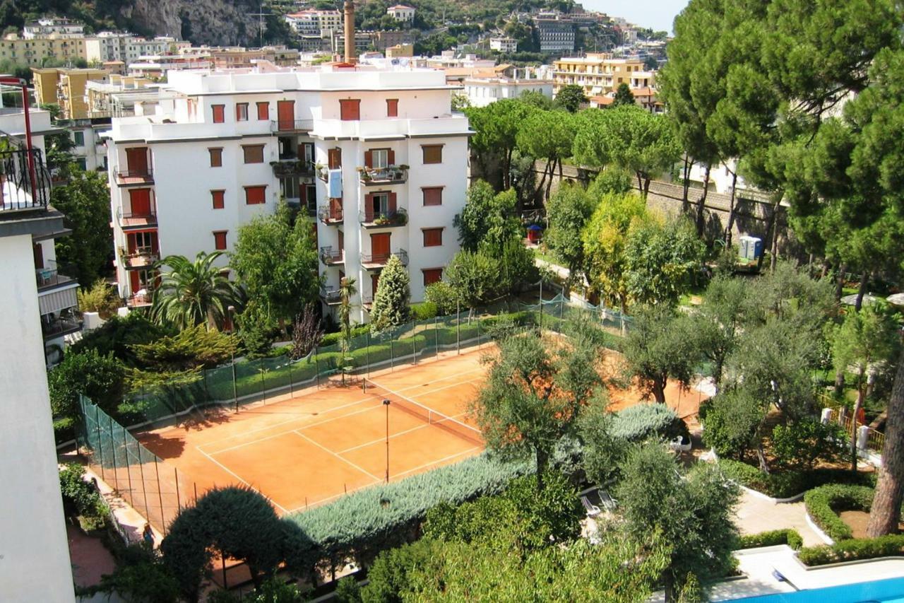 Ambra Sorrento Suites Short Rent Kültér fotó