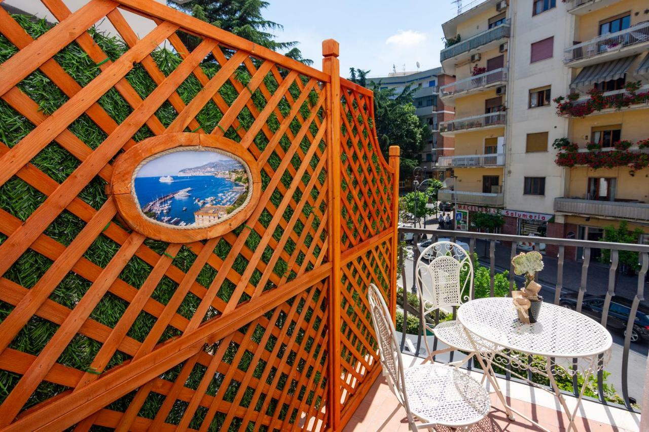 Ambra Sorrento Suites Short Rent Kültér fotó