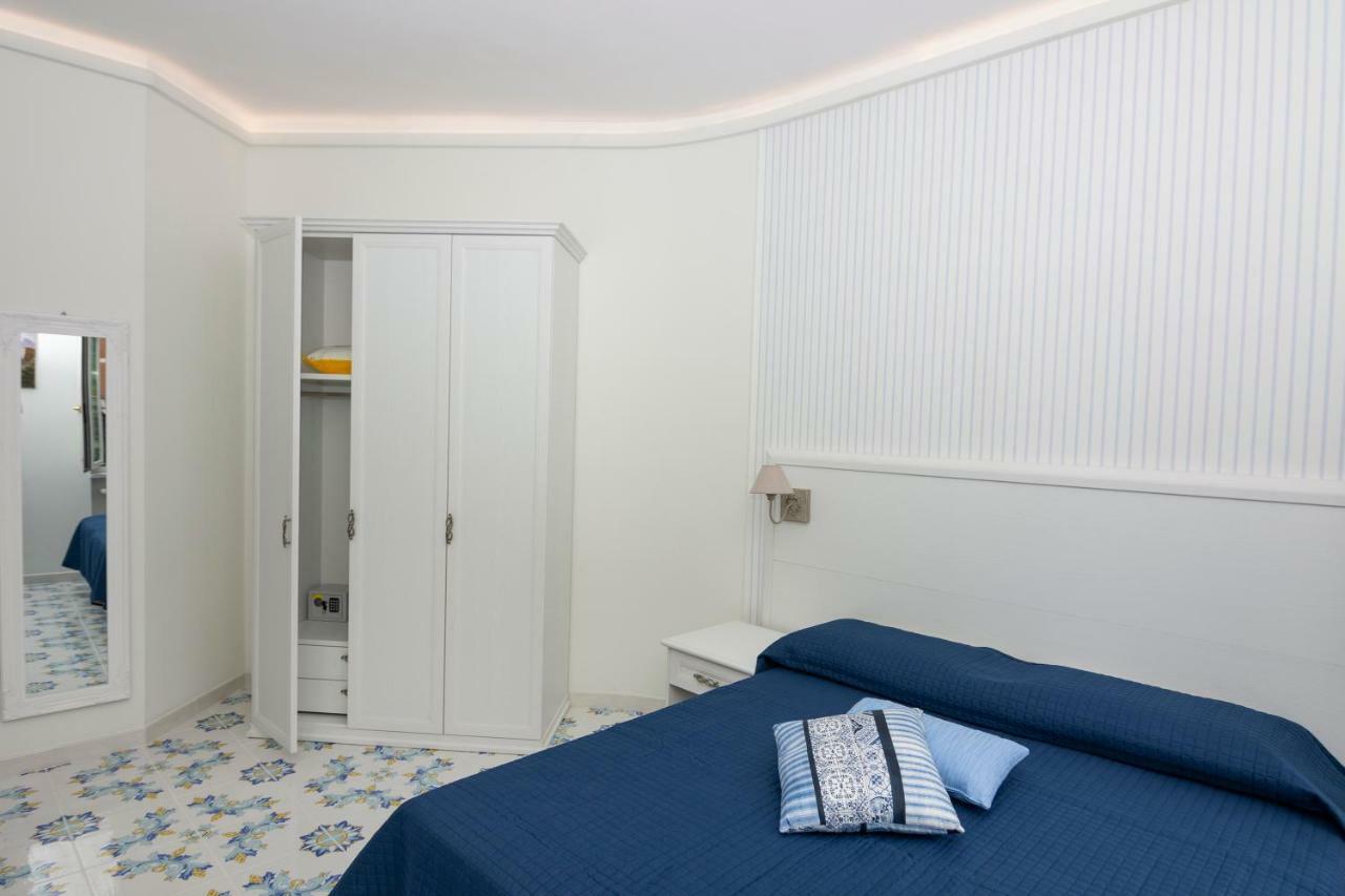 Ambra Sorrento Suites Short Rent Kültér fotó
