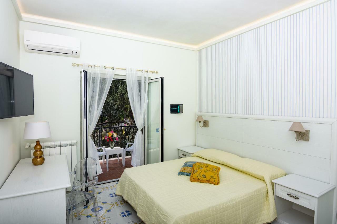 Ambra Sorrento Suites Short Rent Kültér fotó