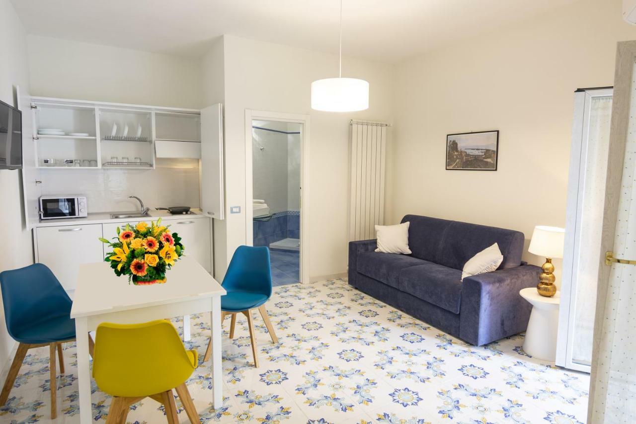 Ambra Sorrento Suites Short Rent Kültér fotó