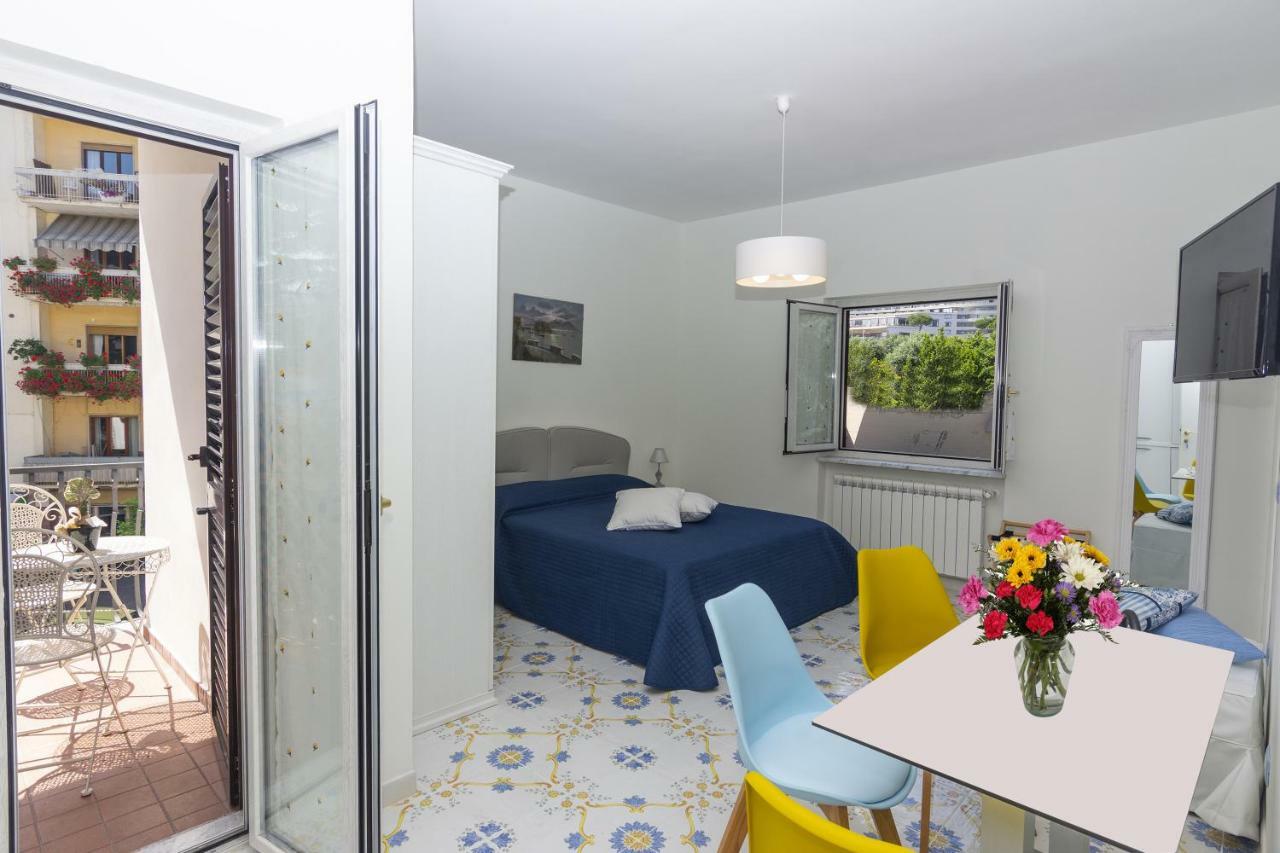 Ambra Sorrento Suites Short Rent Kültér fotó